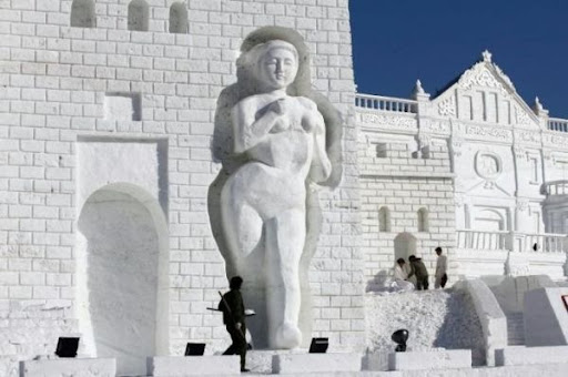 снежная скульптура_5