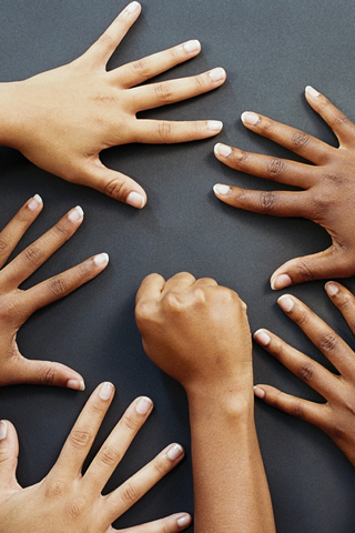 iPhone Wallpapers Hands.jpg IPhoneWallpapers - http://henku.info