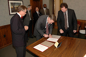 Stuttgart MOA Signing