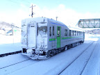 鄉村用JR列車埋站了