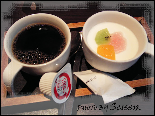 熱咖啡 + 蔓越莓奶酪