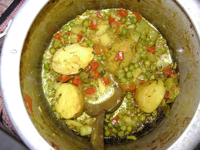Vasai Peas Green Curry