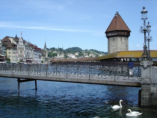 Reuss bridge, Chapel Bridge and Water Tower