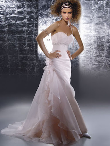bridal gown ; modern-pink ideas