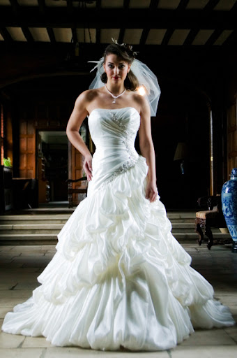 Romantic wedding ivory dress strapless gown