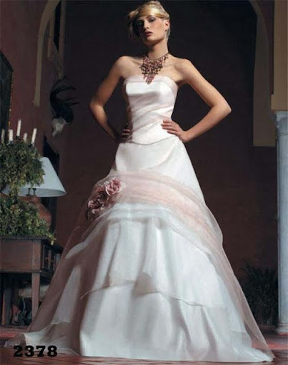 Allure HG77 Wedding Dress