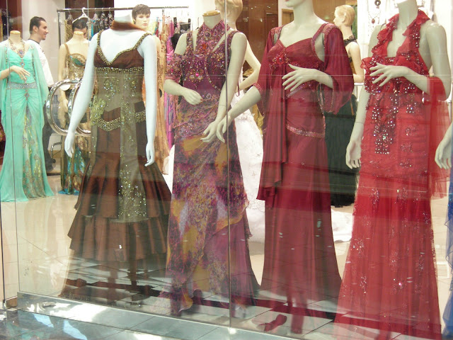 Mall colored wedding dresses/bridal gown