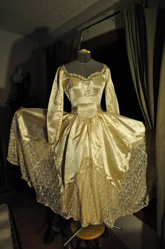 Beautifully Vintage Wedding Dresses
