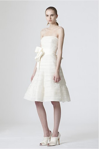 Vera Wang ; Short Bridal Gowns / Wedding Dresses