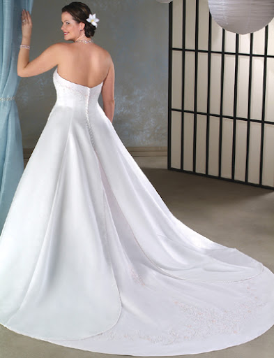 Plus-Size Bridal Gowns