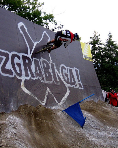 Wall ride