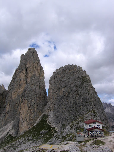 Rifugio Fonda Savio in Torre Wundt