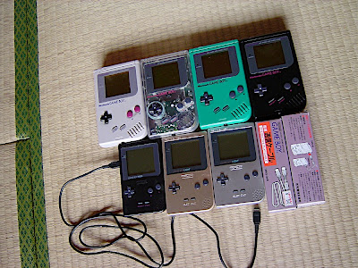 Game Boy, Game Boy pocket, Game Boy Light