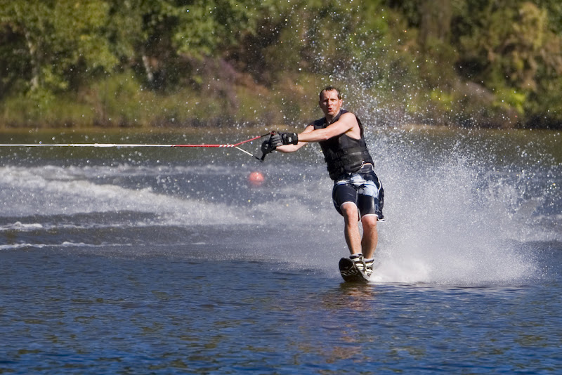 IMAGE: http://lh6.google.com/alistairksmith/RvF0gvrC9VI/AAAAAAAACq4/e4mC2l34pKg/s800/IMG_8693.jpg