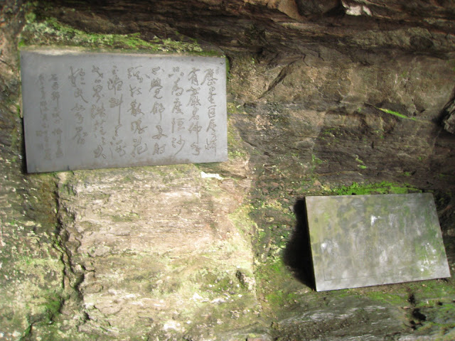 http://lh6.google.com/anikox/RtQTPGLJlVI/AAAAAAAAAtY/T6YhmtmYZHE/IMG_0845.JPG?imgmax=640