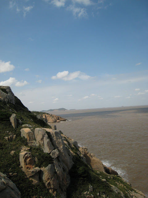 http://lh6.google.com/anikox/RxHF2cnrsjI/AAAAAAAABCs/67YG883Xqng/IMG_1321.JPG?imgmax=640