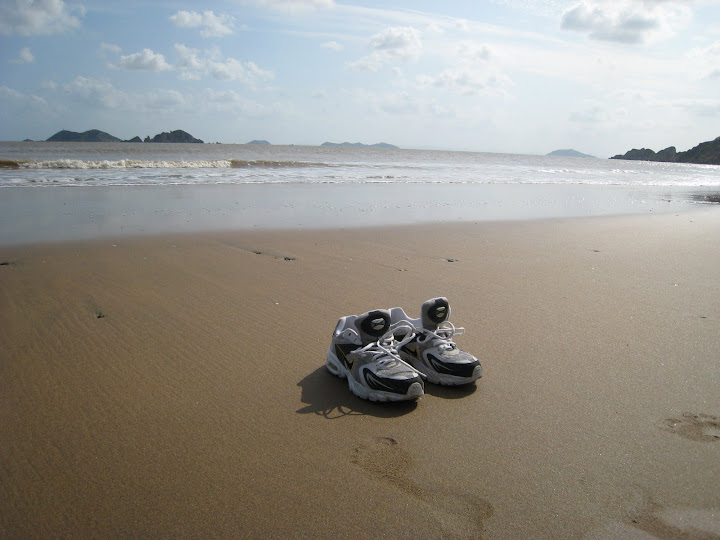 http://lh6.google.com/anikox/RxHHWcnrtrI/AAAAAAAABL8/huarfGInG7Y/IMG_1449.JPG?imgmax=720