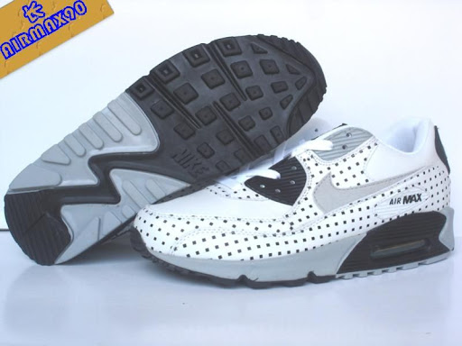 nike airmax balance shoes