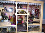 Vitrine d'une boutique d'accessoires f&eacute;minin