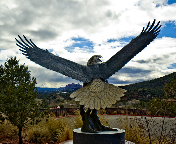 DSC_6551 sculpture of eagle with wings spread sedona en az.jpg