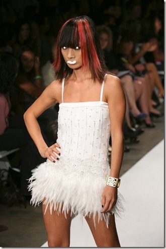 Click to view L. A. Fashion - Los Angeles photo gallery