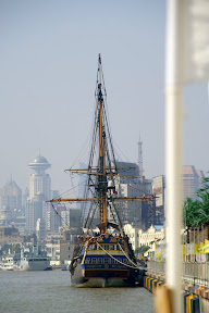 http://lh6.google.com/fotoByMe/RTOVuYaBABI/AAAAAAAAB0k/Ot8-ekzl7L4/s288/PICT0036.JPG