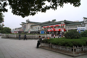 http://lh6.google.com/fotoByMe/RURrb8VuABI/AAAAAAAAB-w/doz4zir7JGI/s288/PICT0017.JPG