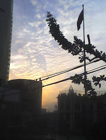 http://lh6.google.com/image/fotoByMe/Ri9cMyYvGhI/AAAAAAAAEmo/e788bVQFa1w/s288/Photo_042307_001.jpg