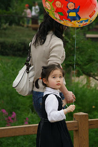 http://lh6.google.com/image/fotoByMe/Rjr2NCYvGyI/AAAAAAAAEr4/VIT7oeEQglw/s288/PICT0051.JPG