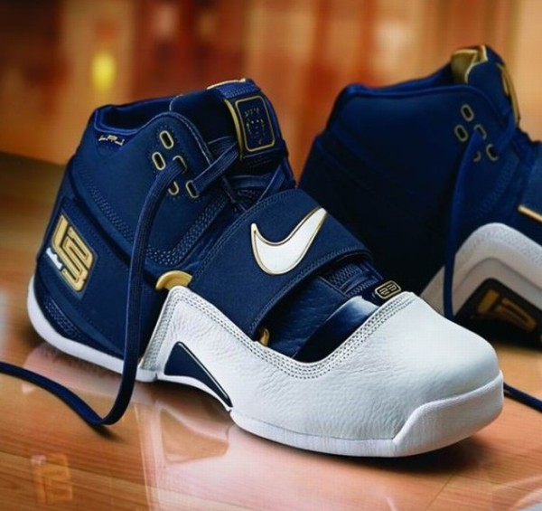 Four versions of the Navy Zoom Soldier