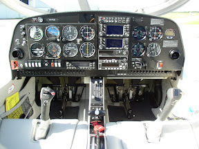 DA40 Panel