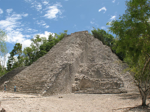 Piramide di Cob&agrave;