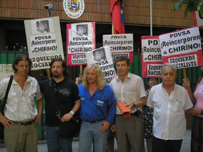 En las embajadas y consulados venezolanos de Argentina, Brasil, Panam, Colombia (fotos) y Per, se han entregado miles de firmas de apoyo a Chirino