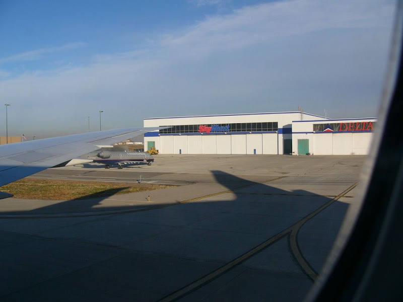 hangarreal2.jpg