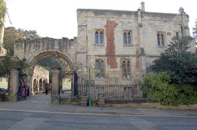 Museum Gardens Entrance