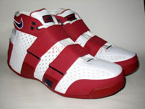 timeline 070128 shoe 20 5 5 red 1 2006 07 Timeline