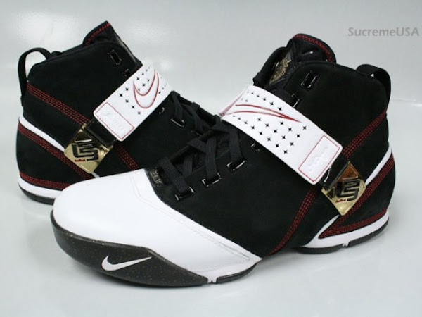 Another look at the Black White and Red Zoom LeBron V
