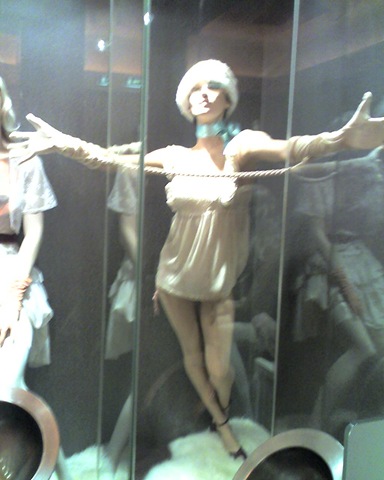 [09-04-08_1249[2].jpg]