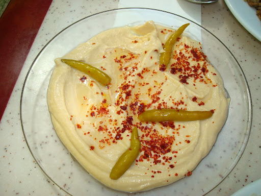 HUMMUS
