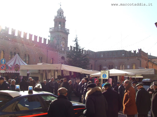 Piazza il 24/12/2006 Piazza il 24/12/2006