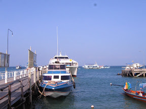 honeymoon 4 เกาะนางยวน วันแรก