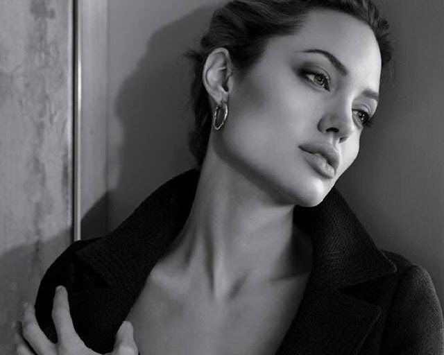Angelina Jolie Angelina Jolie - Wallpaper (6).jpg 002AngelinaJolie - AHotGirl.blogspot.com sexy bikini girl photo gallery