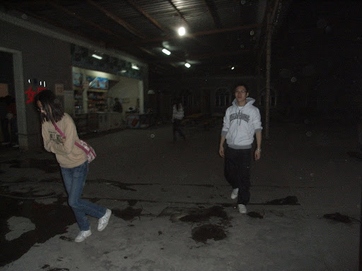 行人逃避