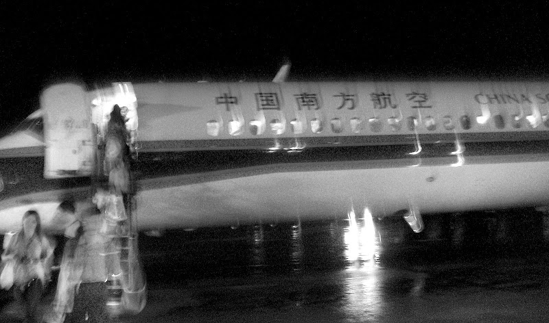 Flight CZ6306, just landed in Wuhan, almost midnight, 1 Jul 2007