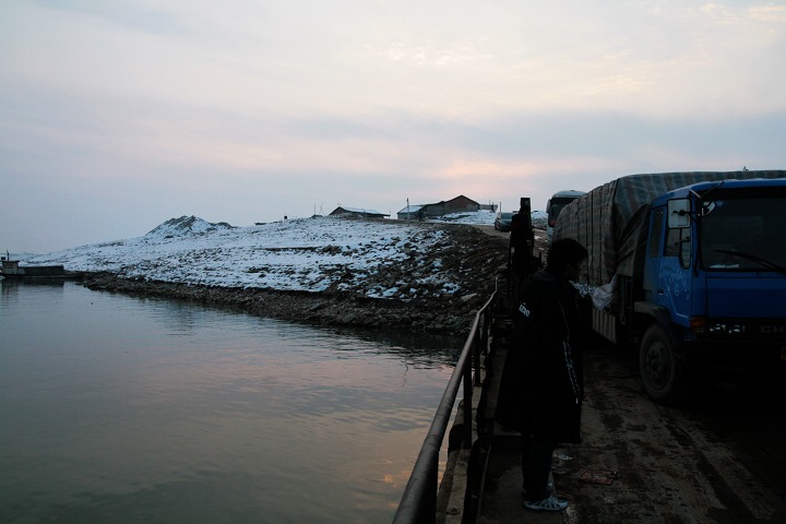 东荆河渡