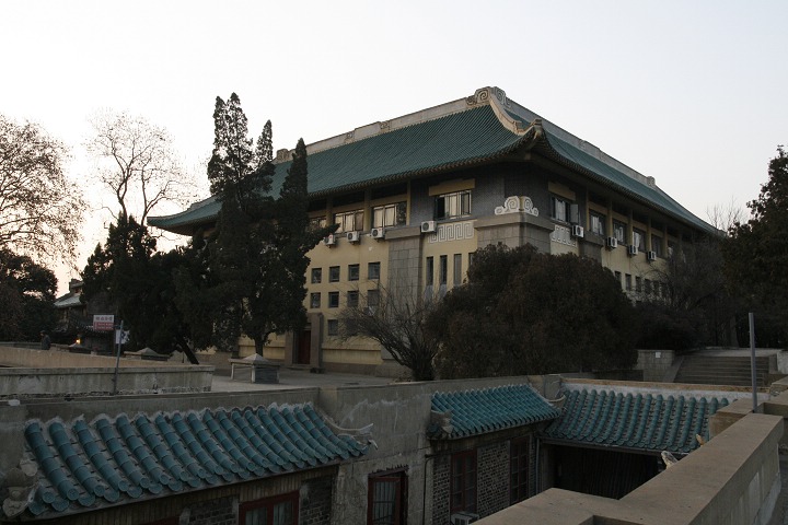 武汉大学