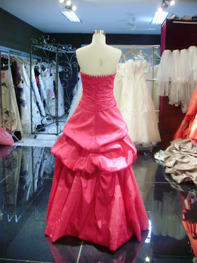 red-prom-dress/gown