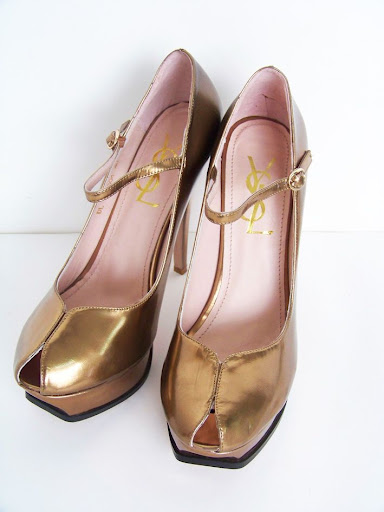 High Heel Shoes Golden