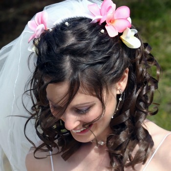 natural-bridal-hairstyle