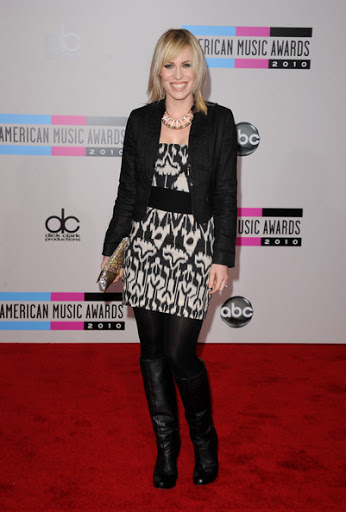 Natasha Bedingfield Stylish Look at American Music Awards 2010